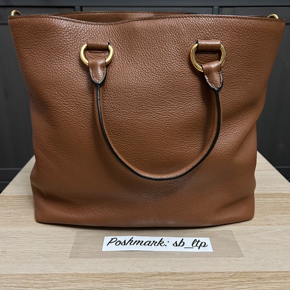 Authentic Prada Vitello Phenix Cognac Large Tote Bag 1BG865 - Picture 3 of 9